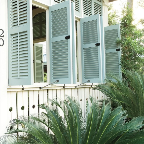 Meet your Posher - Picture 2 of 3